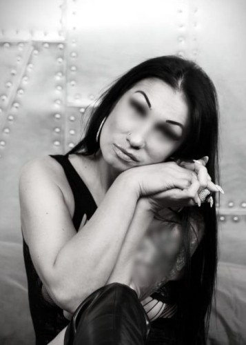 Амира, Г. Донецк